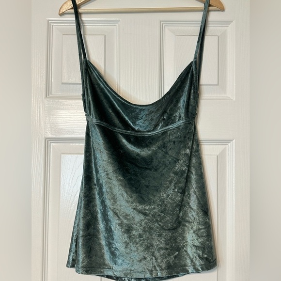 NWT Free People intimately crush velvet tank-small- evergreen - Picture 1 of 4